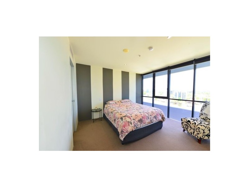904 4 Wahroonga Place, Surfers Paradise QLD 4217
