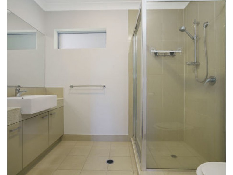 61/29 Alpha St, Taringa QLD 4068