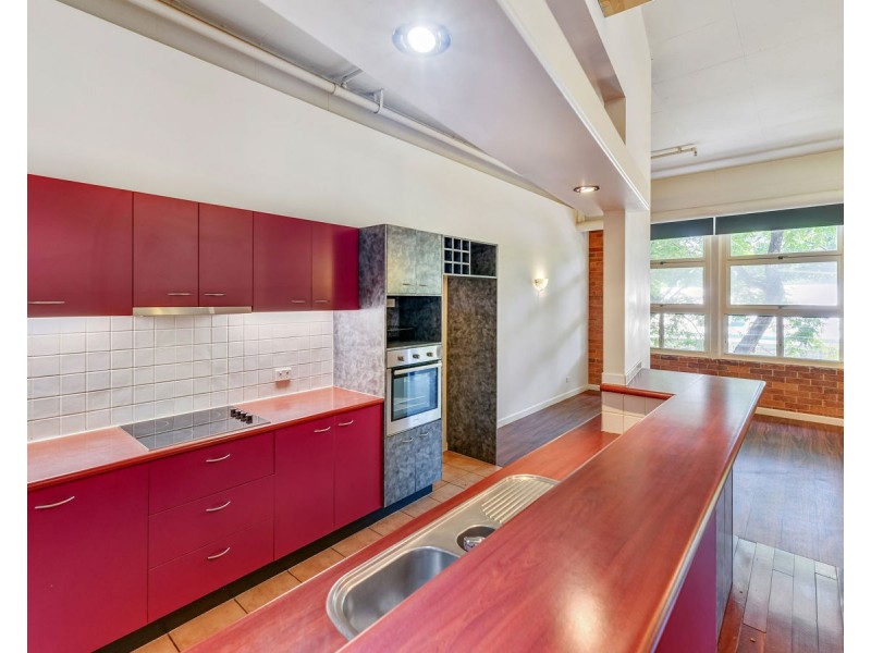 56 Chermside St, Teneriffe QLD 4005