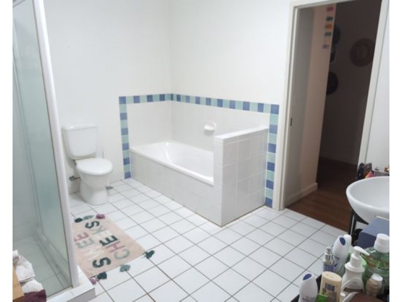 56 Chermside St, Teneriffe QLD 4005