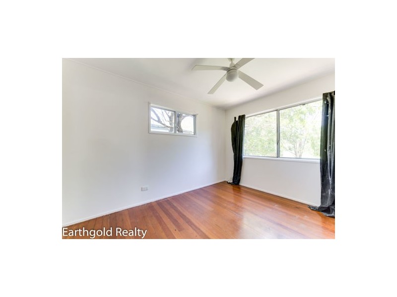 35 Myra st, Kingston QLD 4114