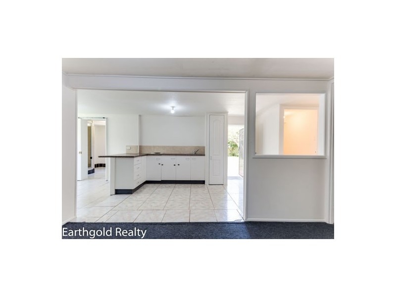 35 Myra st, Kingston QLD 4114