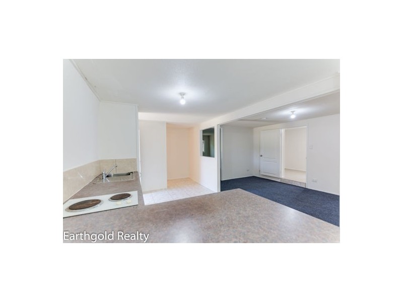 35 Myra st, Kingston QLD 4114