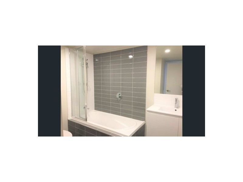 U206 15 Bland St, Coopers Plains QLD 4108