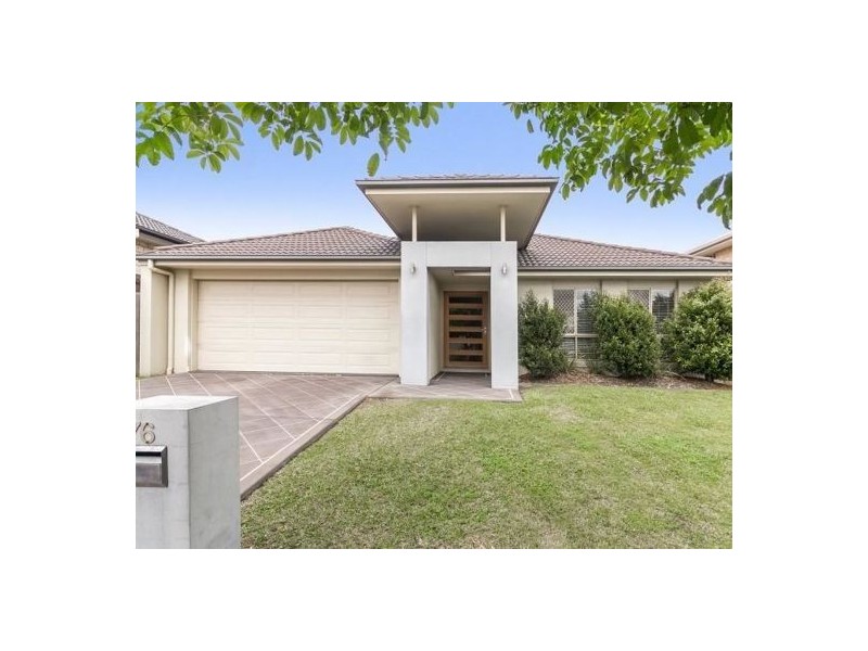 76 Larapinta Cct, Parkinson QLD 4115