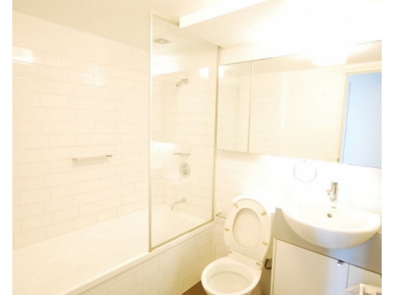 82 Alfred St, Fortitude Valley QLD 4006