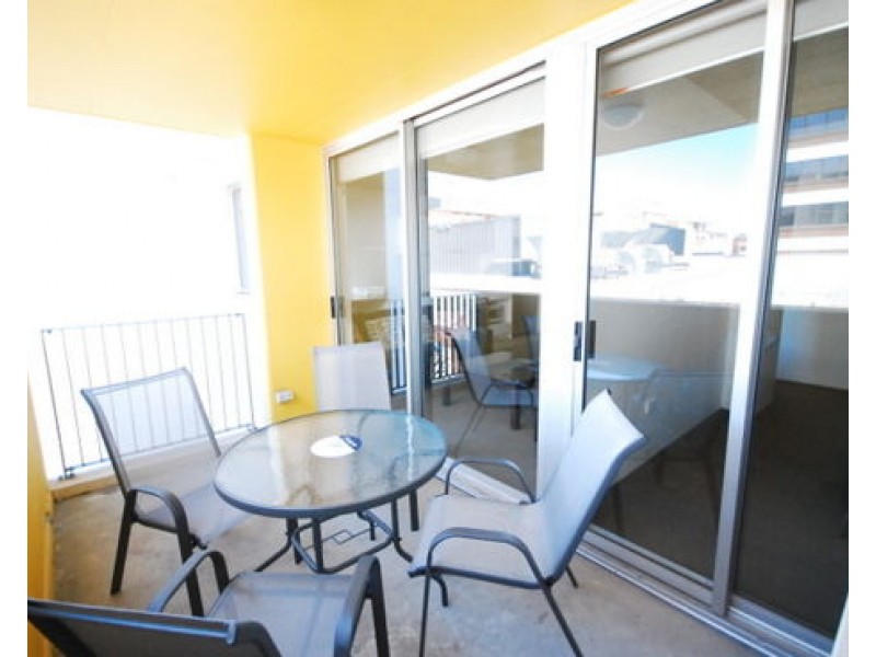 82 Alfred St, Fortitude Valley QLD 4006