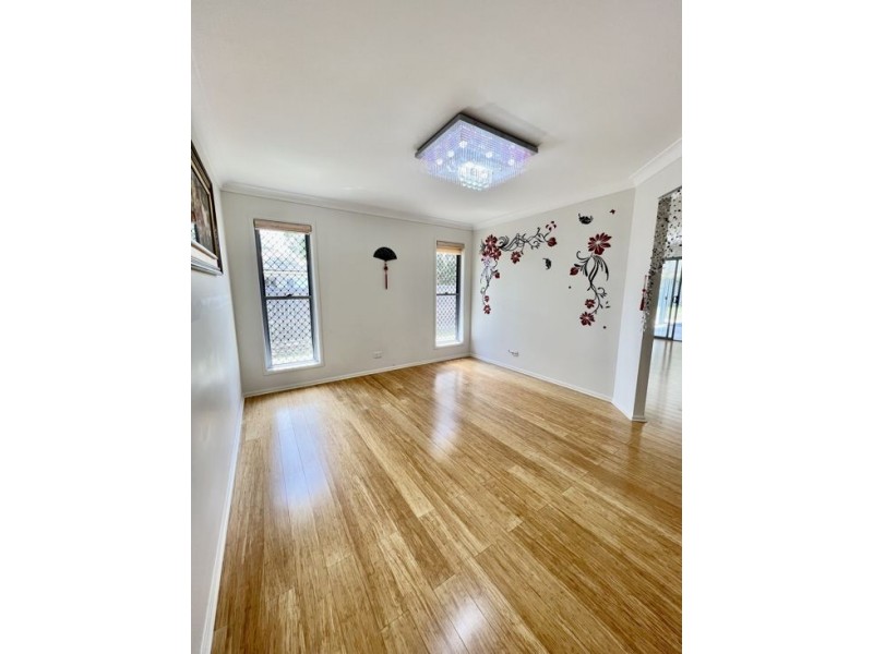 21 Muhammed Street, Doolandella QLD 4077