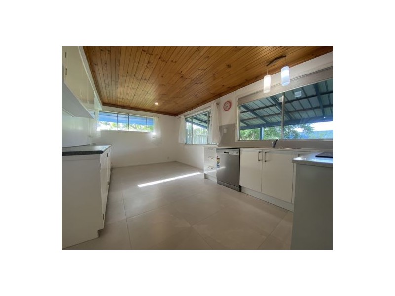 9 ANDREW STREET, Bundamba QLD 4304