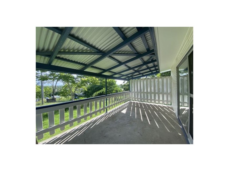9 ANDREW STREET, Bundamba QLD 4304