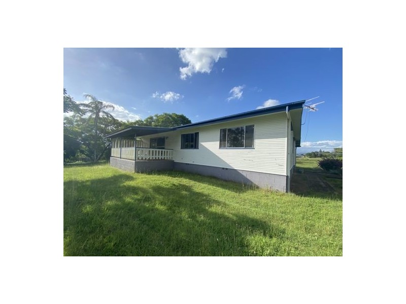 9 ANDREW STREET, Bundamba QLD 4304