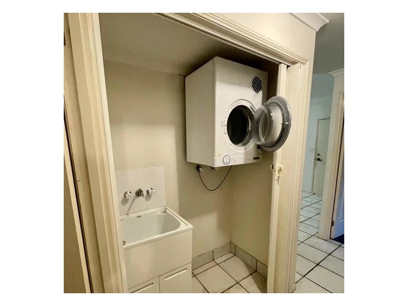 2-4 McGuigan St, Earlville QLD 4870