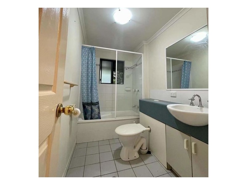 2-4 McGuigan St, Earlville QLD 4870