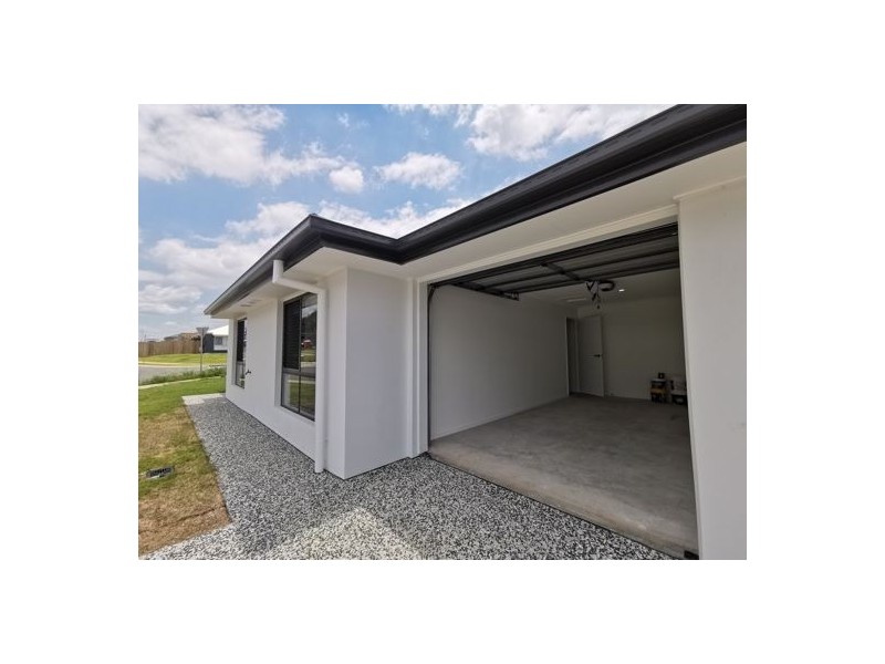 1 16 Rothbury St, Logan Reserve QLD 4133