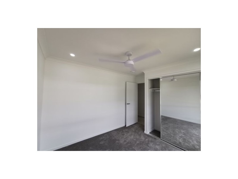 1 16 Rothbury St, Logan Reserve QLD 4133