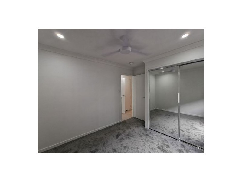 2 16 Rothbury St, Logan Reserve QLD 4133