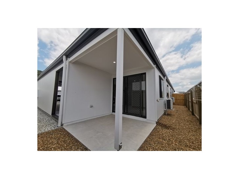 2 16 Rothbury St, Logan Reserve QLD 4133