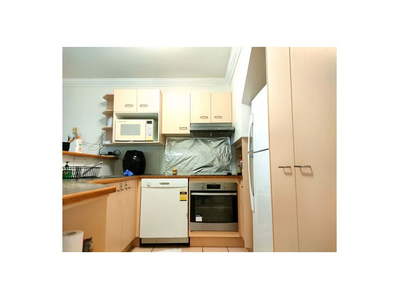 Unit 4/26 Wyndham St, Herston QLD 4006