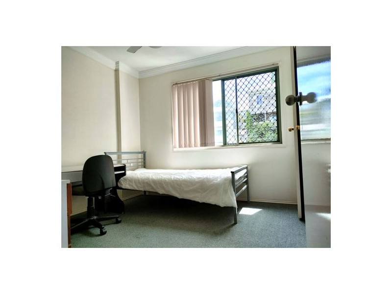 Unit 4/26 Wyndham St, Herston QLD 4006
