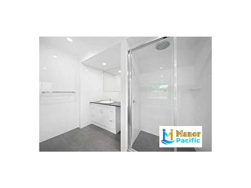 1 Carina Street, Regents Park QLD 4118