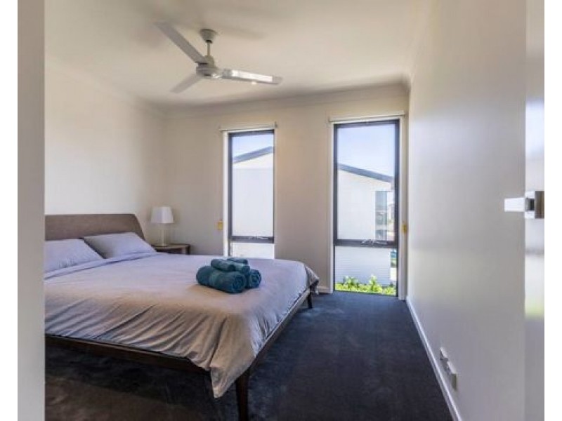 33/ 1 Ancora Crescent Hope Island, Hope Island QLD 4212