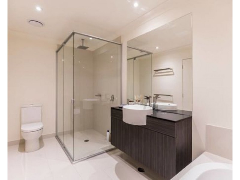 33/ 1 Ancora Crescent Hope Island, Hope Island QLD 4212