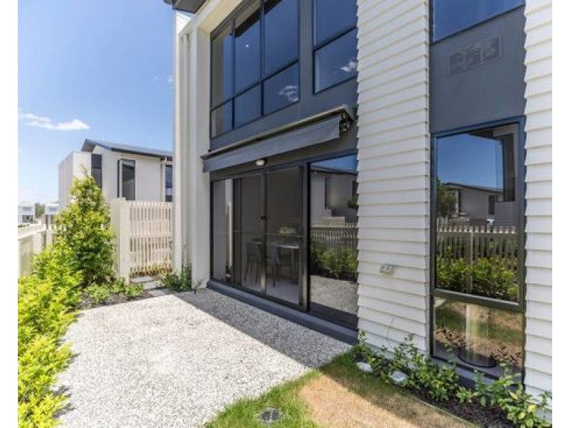33/ 1 Ancora Crescent Hope Island, Hope Island QLD 4212