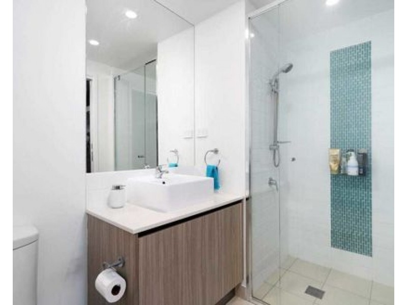 42 Laver Dr, Robina QLD 4226