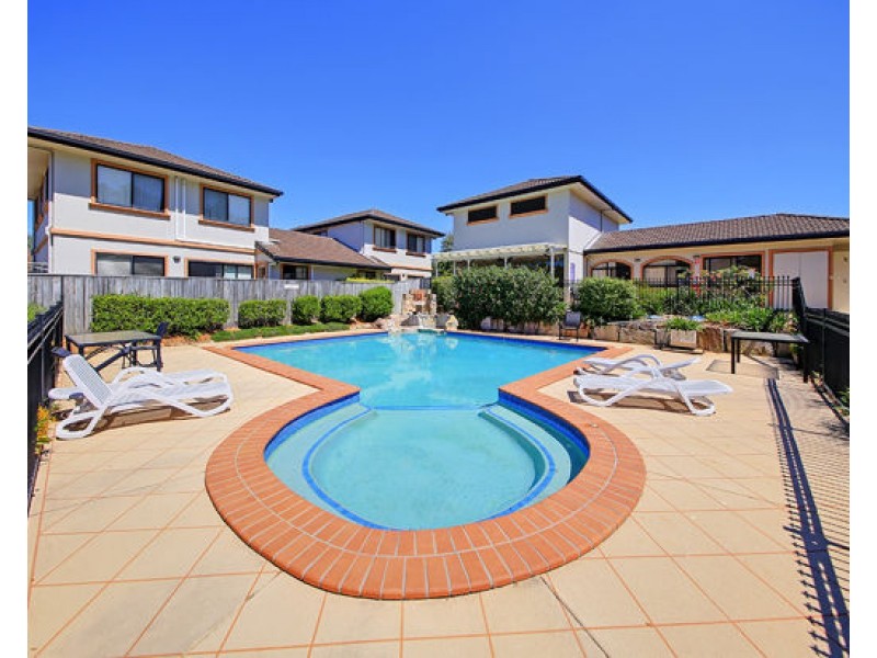 23/12 Greendale Way, Carindale QLD 4152