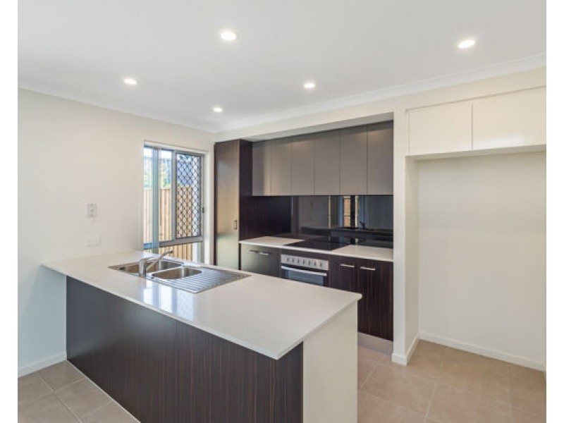 48/9 Springfield College Drive, Springfield QLD 4300