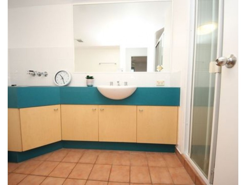 36/11-17 Philip Avenue, Broadbeach, Broadbeach QLD 4218
