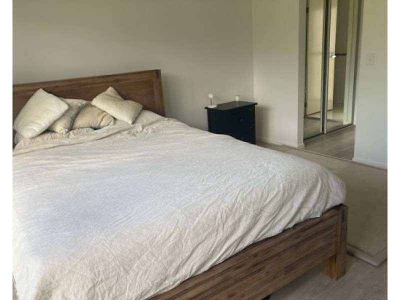 106 North Hill Drive, Robina QLD 4226