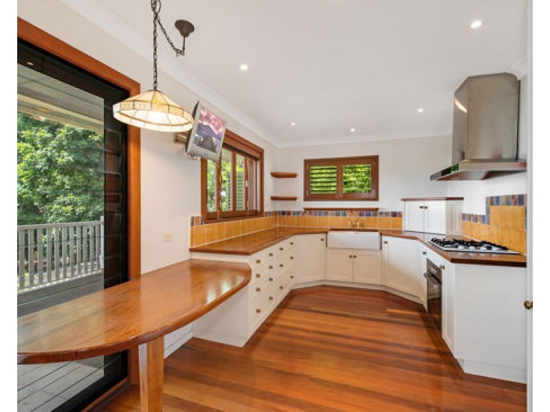 12 Westbourne Street, Highgate Hill QLD 4101