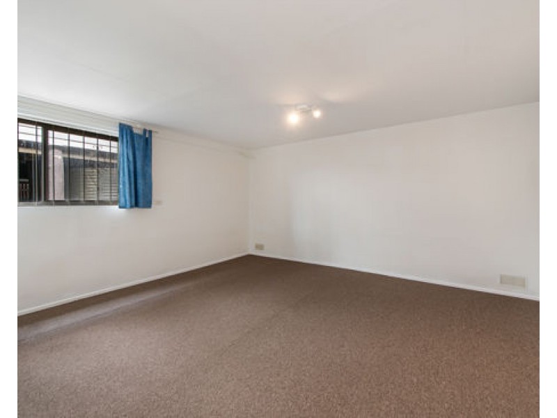 12 Westbourne Street, Highgate Hill QLD 4101
