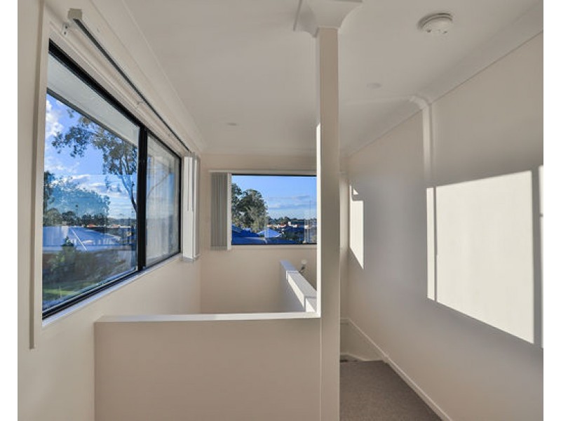 7 Franco Place, Bridgeman Downs QLD 4035