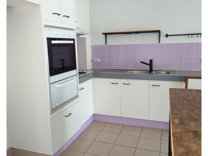 237 19 Burleigh Street, Burleigh Heads QLD 4220