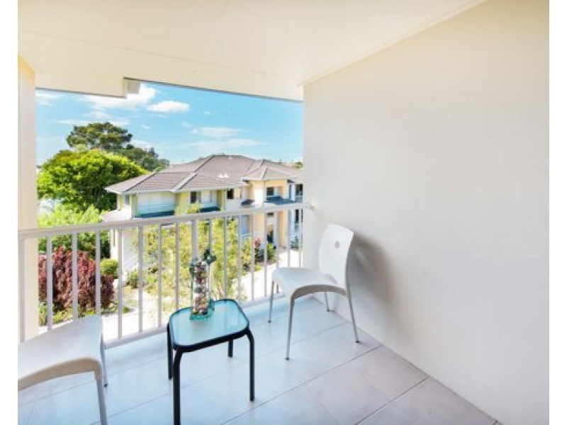 22/33 Clark St, Biggera Waters QLD 4216
