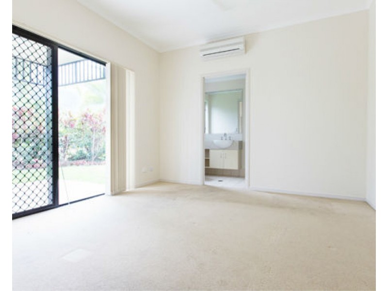 Unit 30 2-16 FAIRWEATHER, Redlynch QLD 4870