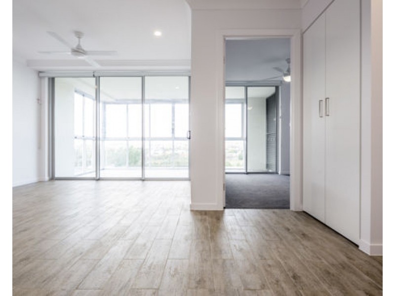 8A / 25-29 Regent Street, Woolloongabba QLD 4102