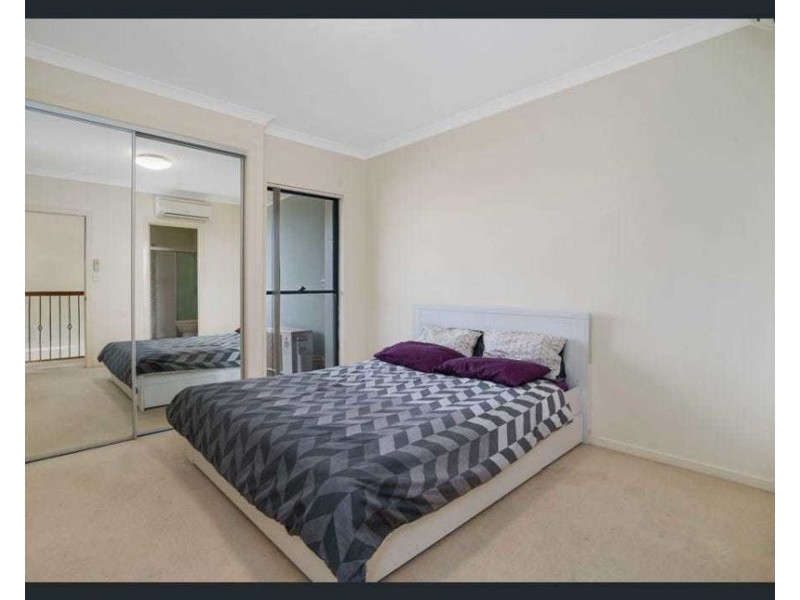 3 Lindwall Street, Upper Mount Gravatt QLD 4122