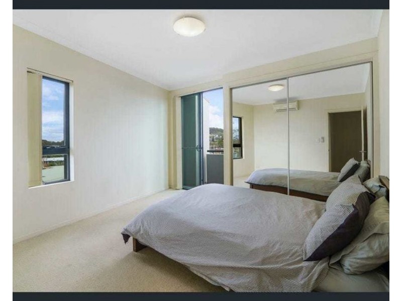 3 Lindwall Street, Upper Mount Gravatt QLD 4122