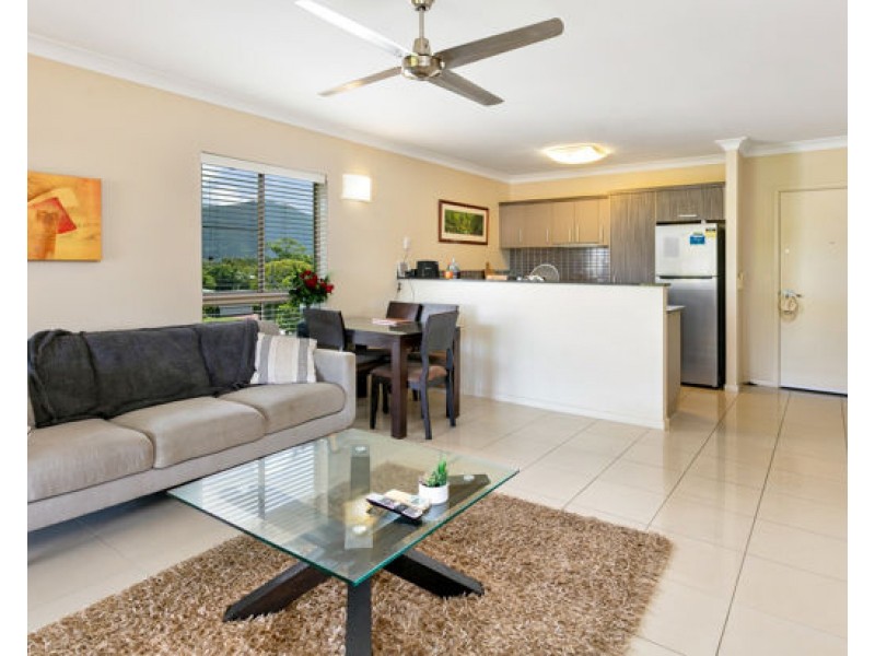 1127/37-41 Mann Street, Westcourt QLD 4870