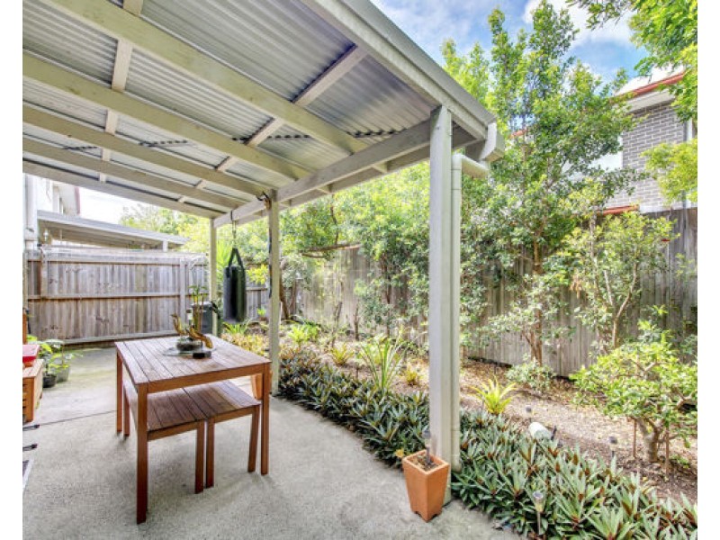 14 232 Preston Road, Wynnum West QLD 4178