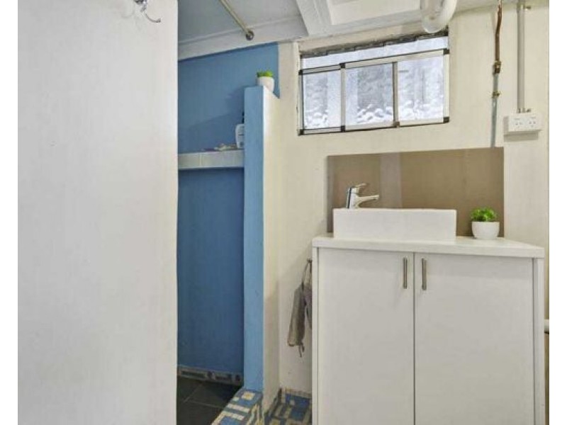 44 Mar St, Holland Park QLD 4121