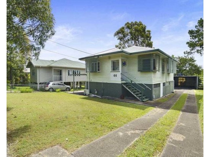44 Mar St, Holland Park QLD 4121