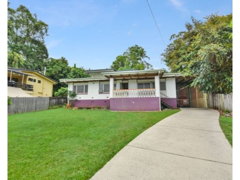 135 McManus St, Whitfield QLD 4870