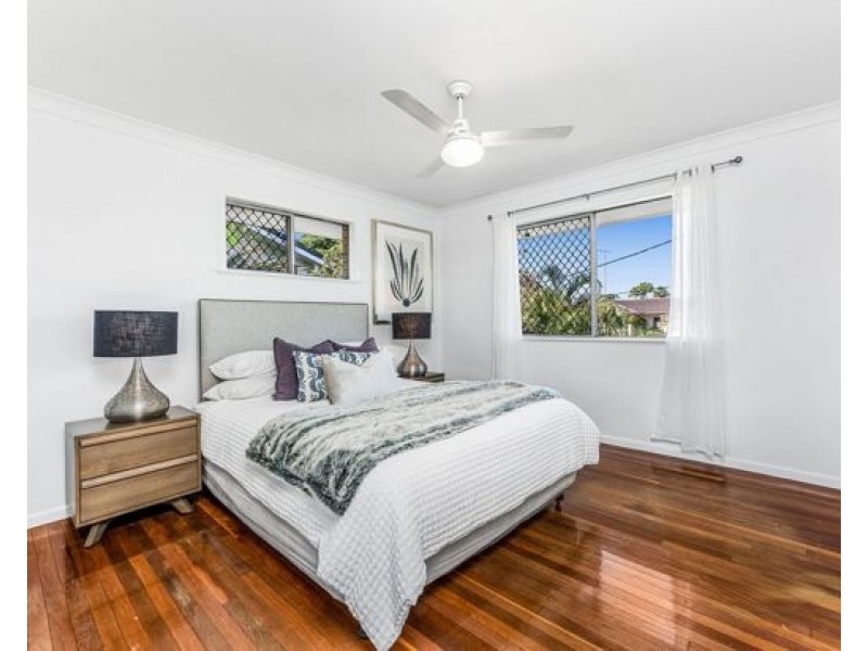 6 Fair Street, Wishart QLD 4122