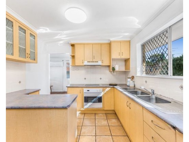 6 Fair Street, Wishart QLD 4122