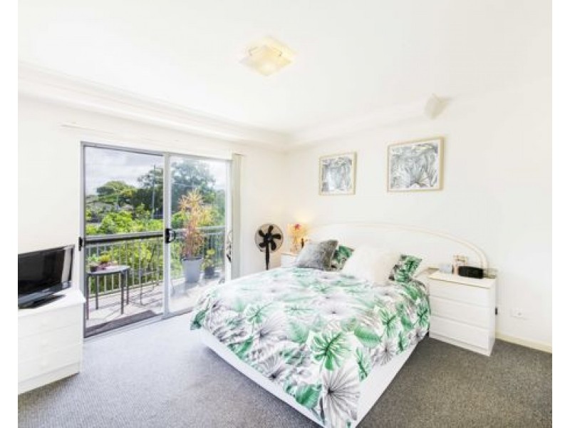 1001/33 Clark St, Biggera Waters QLD 4216