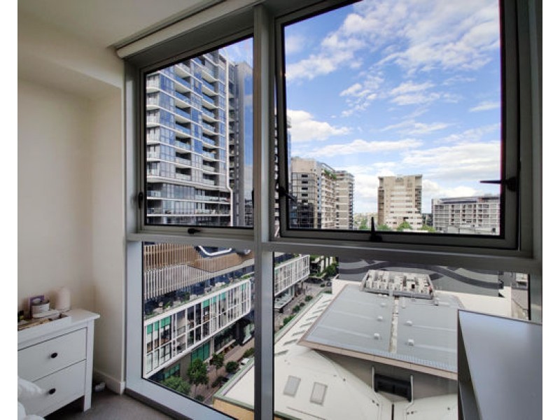 11002/88 Doggett Street, Newstead QLD 4006